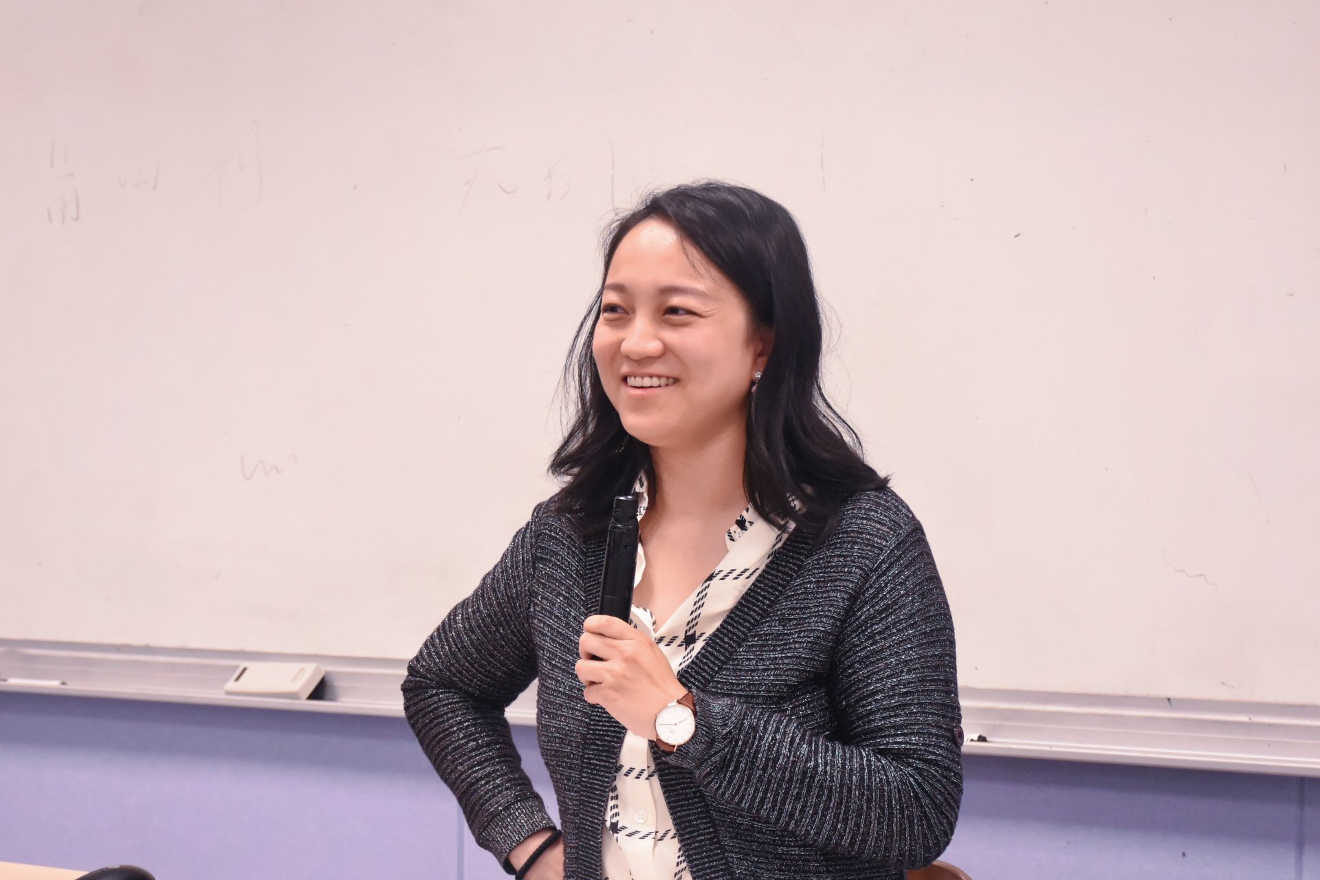 著名学者王懿君作“海外中国研究中的物质文化研究”讲座-台州学院新闻网